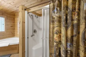 Incroyable Cabine Premium, HotTub, Piano, Près de Spectacles, Près de Big Cedar, Jacuzzi Tub - Great Getaway - Image 4