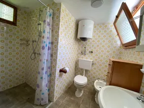 Apartment \"La Casa di Sissy\" with Garden & Mountain View, Wi-Fi, Garden & Terrace; Pet Friendly - Image 4