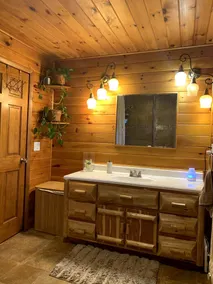 Spacious Adirondack House in Otter Lake - Image 4