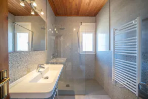 Spaziosa villa totalmente attrezzata con giardino, griglia e terrazza | Vicino alla spiaggia | Accetta animali domestici - Image 2