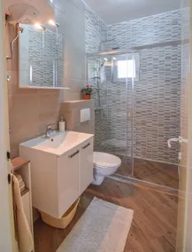 Apartment Pocrnja - Image 4