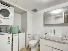 1 Bright Point Apartment 1401 - Image 5