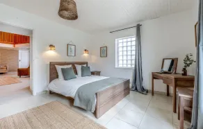 Awesome Home In Arthenac - Image 2