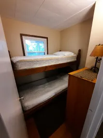 Very Private Lakefront Cottage  in sheltered cove on Lake Nipissing South Bay - Image 5