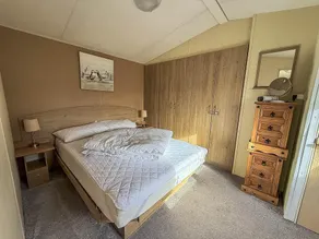 Brilliant 6 Berth Caravan With Decking At Heacham Beach Park Ref 21031A - Image 4