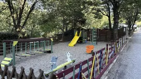 Schönes Mobilheim mit Terrasse und Garten - Image 5