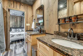 Sunset Climb & Hike: Red River Gorge Cabin w/ Deck - Image 3