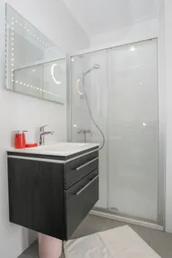 Deluxe Apartments for 12 with Terrace - Image 3