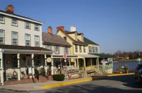 Inn At The Canal Bed & Breakfast - Image 3