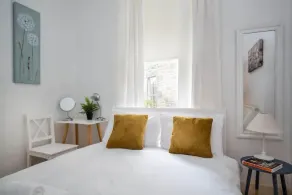 Warm & cosy 2-bedroom apartment in the heart ❤️ of Stockbridge; picturesque area - Image 4