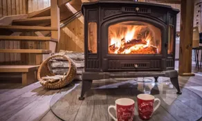 Holiday home with private pond, jacuzzi and sauna - Image 2