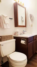 Quiet - Comfortable - Clean - Accommodation for 4 - Only minutes from YNP - Image 3