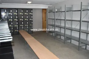 Wohnung im Gebäude in Zinal - 1 Doppelbett im Wohnzimmer (160x200) - 1 Badezimmer/WC - Küche - Kabel - Image 3