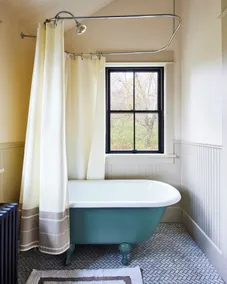 Beautifully restored Catskill Farmhouse w/pool. - Image 4