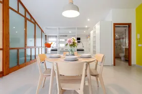 Apartamento 'Loft El Til-ler' com terraço privado e Wi-Fi - Image 2