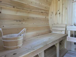 Cozy Beach Cottage with Sauna & Spacious Backyard just 5mins from the Beach - Image 4
