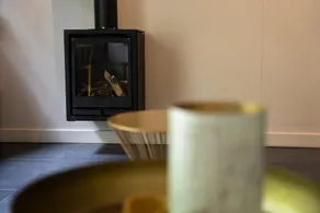 A luxury studio for 2 people which feels like a loft / hotel suite. With a private kitchen, an infrared sauna, and a lovely terrace. Directly located by the moors of Ermelo, and you can easily walk into the Speulder Forest through the gate. - Image 2
