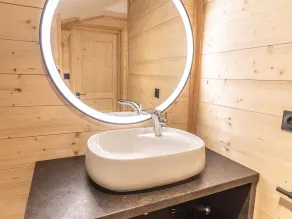 Lodge avec bain à remous privatif, piscine, salle de sport et aire de jeux au bord du golf de Chambon - FR-1-582-370 - Image 3