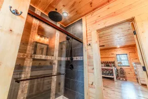 Majestic Oasis - Stunning views, hot tub, fireplace, outdoor fire pit,  Wi-Fi - Image 2