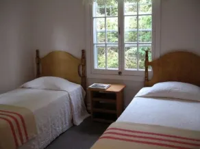 Beach House at Durell Point - Image 2