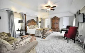 Magnolia Suite- 2 Bedrooms, Ensuite Bath - Image 5