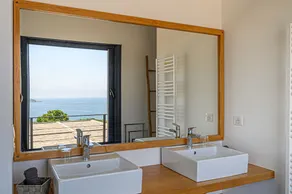 Pinarello, Vue mer, accès Plage  à pied, Piscine chauffée - Image 2