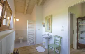 Capriva Del Friuli: 'CASA RONCUS' nedsænket i Collio-vinmarkerne for et afslappende ophold - kultur - sport og mad- og vinglæder. - Image 4