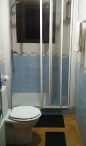 Casa de férias com piscina para 5 a 6 pessoas - Image 4