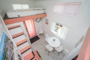 Tiny Coral Oasis-  beachy tiny house for your getaway - Image 4