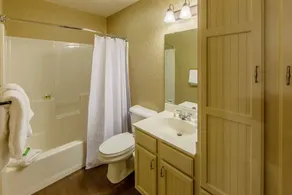 A Quiet & Comfortable Stay by Blue Ridge Mountains - Image 5