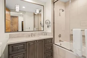 Obermeyer Place Unit 102 Park, Expansive Luxury Condo Walking Distance to Gondola & Restaurants - Image 4
