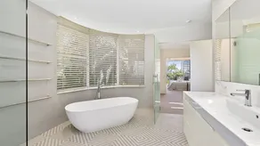 Spectacular Penthouse in Little Cove Noosa Heads - Unit 2 Cuvee 29 Allambie Rise - Image 3