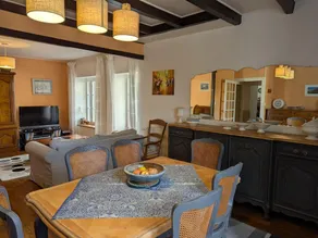 Rustic old mill with garden, WIFI and parking, pets allowed - Image 4