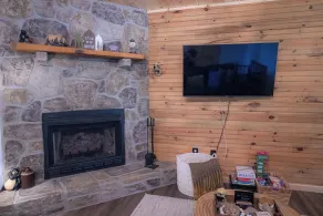 MNT VIEWS! Private HOT TUB and Wrap Around Porch! Minutes to PF and Gatlinburg! - Image 3