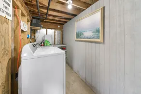 Salt and Sand Studio (Downstairs Only) - Image 2
