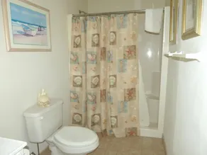 Located across the street from the 40th street beaches! - Image 3