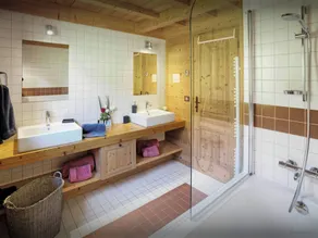 Rummelig 4 * hytte til 11 - Jacuzzi, Game Room, Udsigt - OVO Network - Image 4