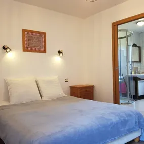 Villa with indoor pool in the heart of the Bocage Normand - Image 3