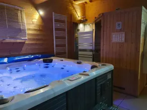 LUXURY CHALET med jacuzzi og sauna i hjertet af TIGNES på 2100 m SKIS AUX PIEDS - Image 2