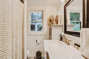 Cozy Modern Mountain Cottage - Image 2
