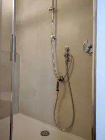 Fantastico appartamento adatto alle famiglie con piscina e giardino | Vista sulla montagna - Image 3