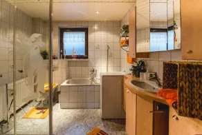 Vacation apartment in a secluded location directly by the forest. - Image 2