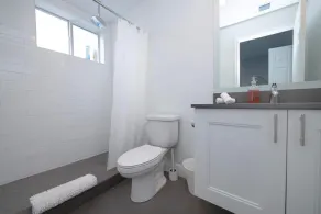 Trendy Elevated Apt 1BR/2BA - Wynwood near Beach! - Image 5