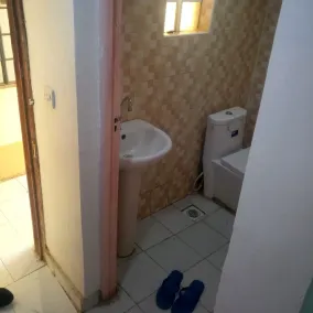 Serene Gates Guest House - Image 3