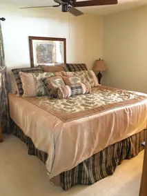 Lake Martin Getaway Perfect for Auburn Football Game Day Weekend - Image 2
