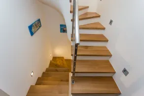 beautiful, traditional, luxury, renovated UNESCO-protected house near the sea. - Image 4