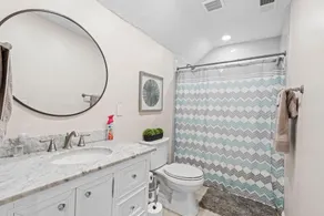 Local Owned Historic Pope House: BRBNTrail FunZone! 3900sqft! Hottub! GAMEROOM! - Image 4