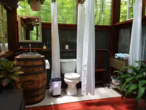 Glamping im Deer Camp - Image 3