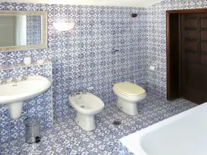 Estupenda casa de vacaciones privada con WIFI, TV, patio, mascotas permitida y vista panorámica - Image 3
