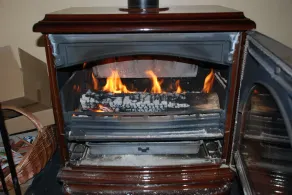 Superb holiday home sleeping up to14 in heart of the Hautes-Pyrenees - Image 2